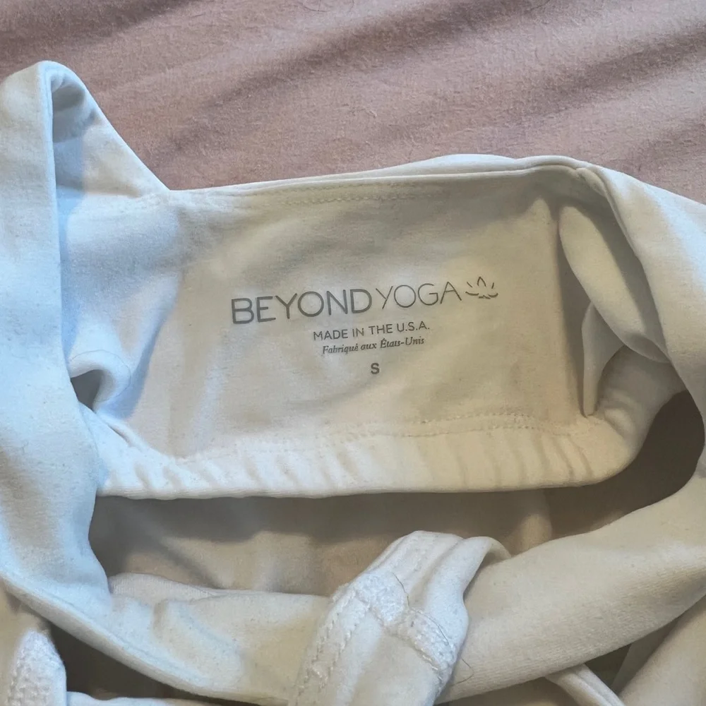 Beyond Yoga Cream One-Shoulder Tank Top - Picture 3 of 4